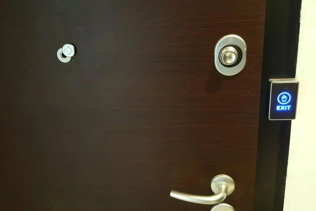Modern Office Apartment.Wifi,2A/C,Luxury Fur/Tures Thessaloniki