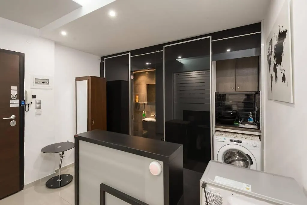 Modern Office Apartment.Wifi,2A/C,Luxury Fur/Tures Thessaloniki Greece