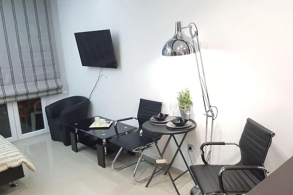 Modern Office Apartment.Wifi,2A/C,Luxury Fur/Tures Thessaloniki Greece